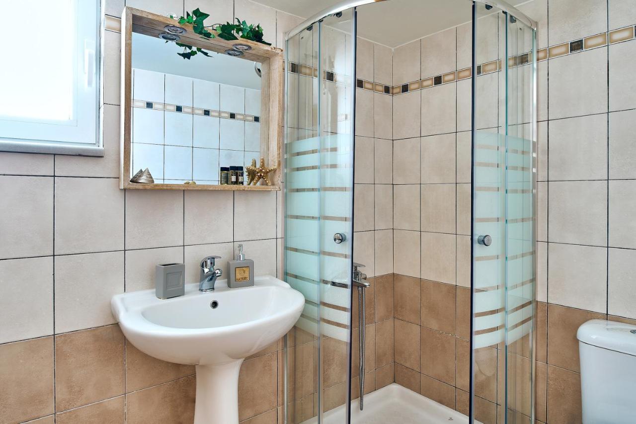 Ekavi Apartamento